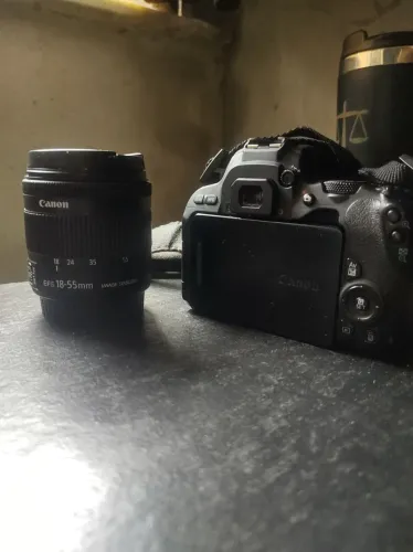 Canon Sl2