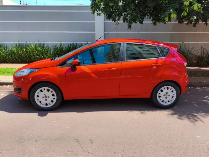 Ford Fiesta 1.5 16V Flex Mec. 5P 2015