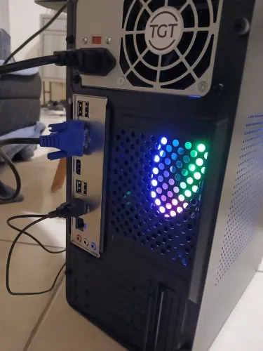 Pc i3, 8gb ram, ssd 120gb, monitor 19