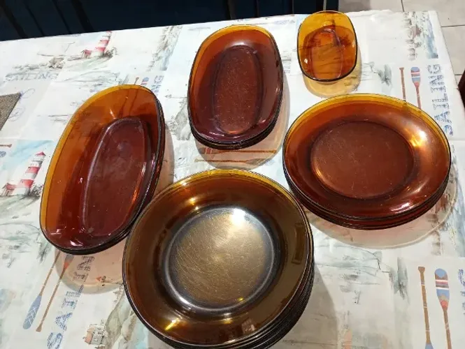 Louças duralex âmbar