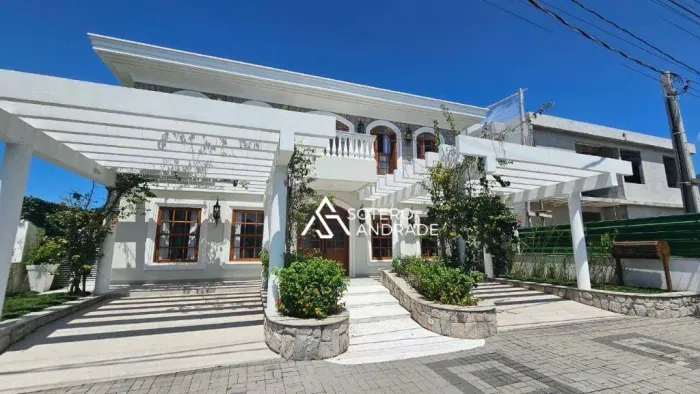 Casa com estilo atemporal com vista para o mar no Condomínio de alto padrão Costa Nova