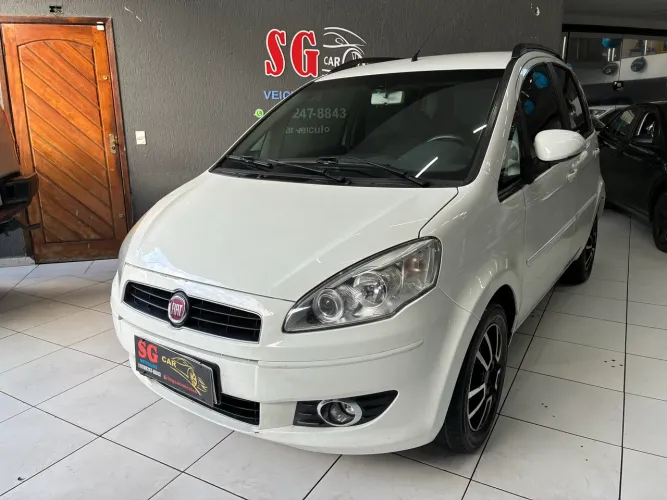 Fiat Idea Attractive 1.4 Fire Flex 8V 5P 2012
