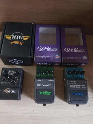 SET DE PEDAIS PARA CONTRABAIXO