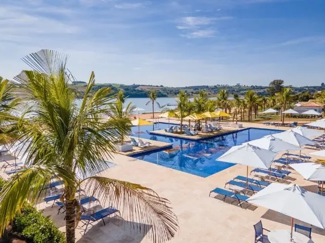 TERRENO IMPERDÍVEL EM RIVIERA DE DE SANTA CRISTINA III, aceito trocas