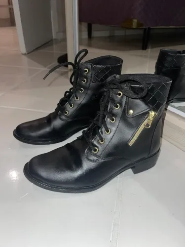Bota Preta Coturno Couro sintético