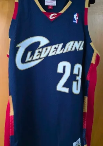 Camisa colecionador edição limitada mitchell & ness Lebron James g