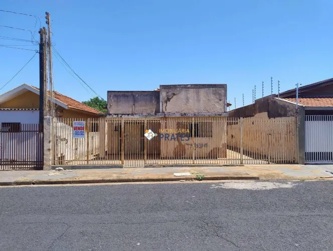 Oportunidade de compra!! Casa residencial pra venda no Vila Anchieta, próximo ao Supermerc