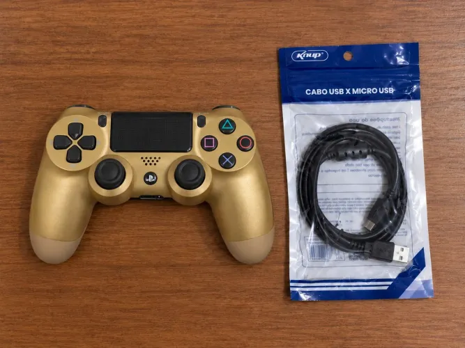 Controle PS4 Dourado Original + Cabo USB