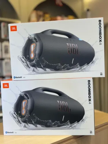 JBL Boombox 4 nova lacrada