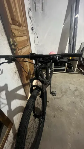 Vendo uma bicicleta aro 29