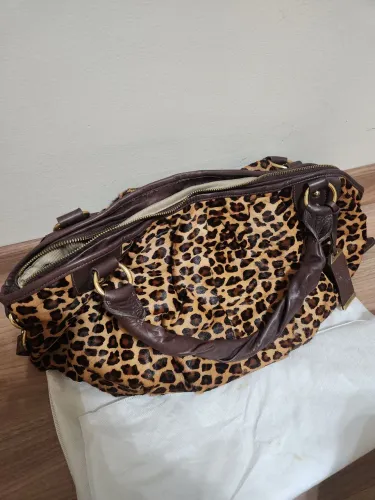 Bolsa de couro animal print