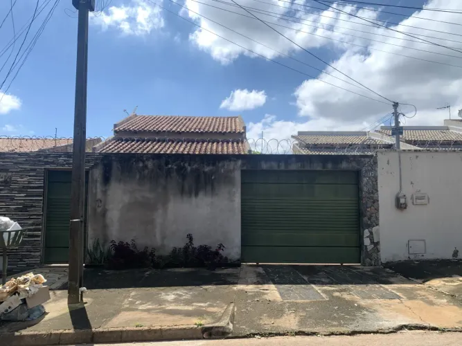 Casa de vila sobrado para venda tem 90 metros quadrados com 2 quartos