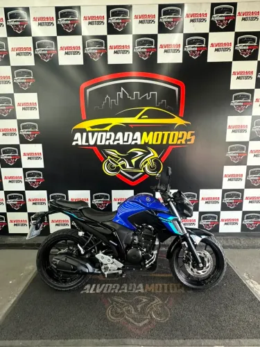 Fazer 250 2023/2024 44 mil km Já emplacada e à pronta entrega