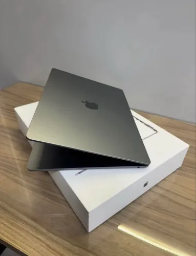 MacBook Air M3 16? IMPECÁVEL