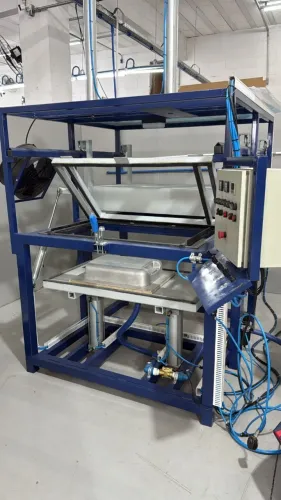 MAQUINA PARA VACUUM FORM