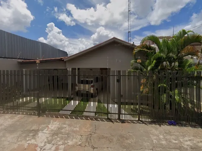 Casa 201 m² - Rio Verde-GO - Rua 15-B, 114 - Jardim Goiás