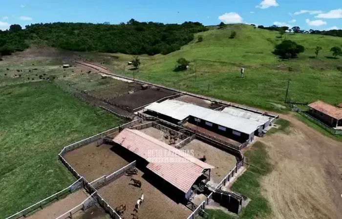 Imóvel para venda tem metros quadrados em Área Rural de Londrina - Londrina - PR