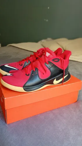 Tenis Basquete NIKE Fly By Mid vermelho/preto