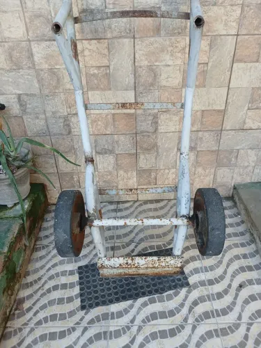 Carrinho de mão de carga 100% ferro