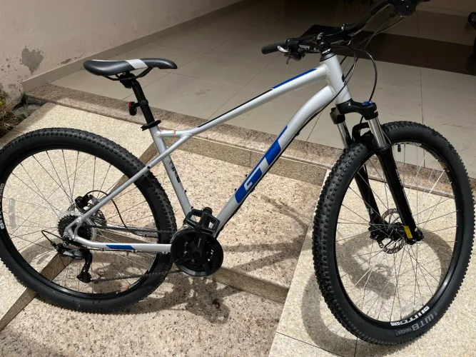 Imperdível Só hoje Bicicleta GT aro 29 super nova