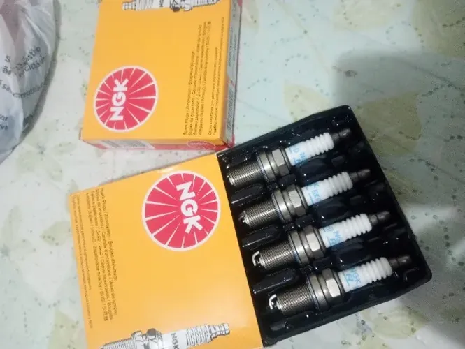 Vela de ignição ngk