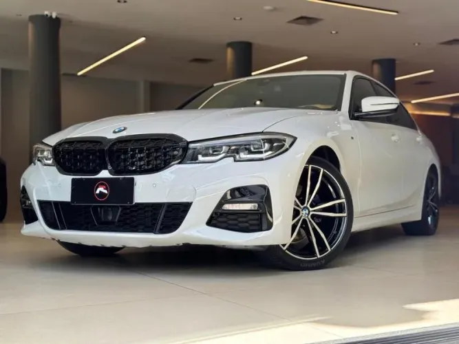 BMW 320I A 2.0 TB M Sport Activeflex 16V 4P 2022