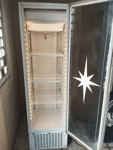 Freezer cervejeiro expositor