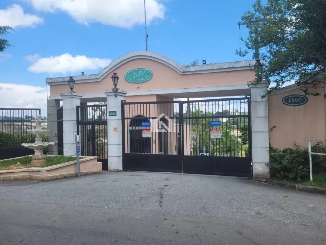 Terreno à venda no condomínio Quinta de São Fernando