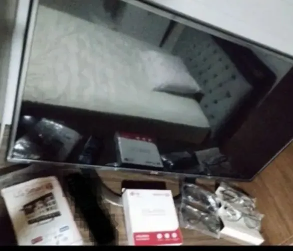 Tv 3D, LED,Smart 39,LG ,com 4 óculos na caixa, mas a tv está sem imagem...