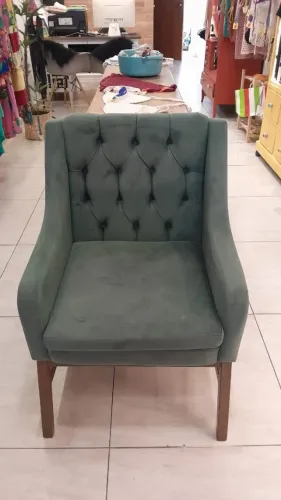 Poltrona veludo verde, super chique e nova
