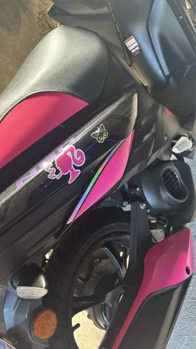 Vendo moto Neo semi nova 