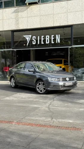 Volkswagen Jetta Highline 2.0 TSI 16V 4P Tiptronic 2017