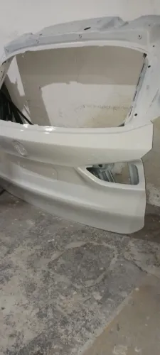 Tampa de mala BMW x1 2017 / 18