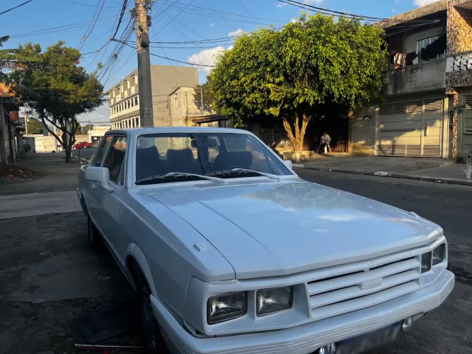 Ford Del Rey Ghia 1.8 / 1.6 2P E 4P 1985