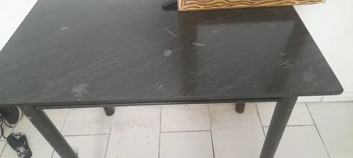 Vende uma pedra de mármore