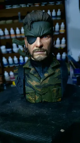 Busto Naket Snake metal gear - 13cm peça unica pintura a mão