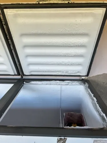 Vende-se Freezer Horizontal Consul 520 Litros, 2 tampas, 127V. MAIS INFORMAÇÕES PV!