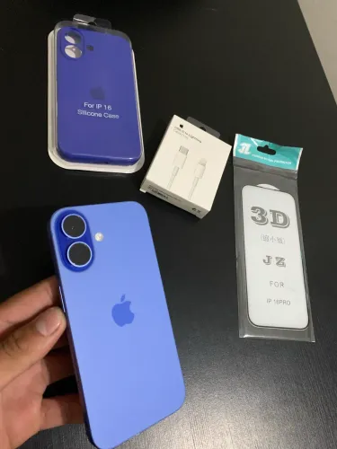 iPhone 16