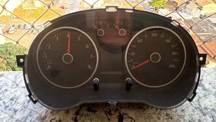 Painel de Instrumentos do Gol Saveiro Voyage G5 G6 1.6 2008 a 2016 com computador de bordo
