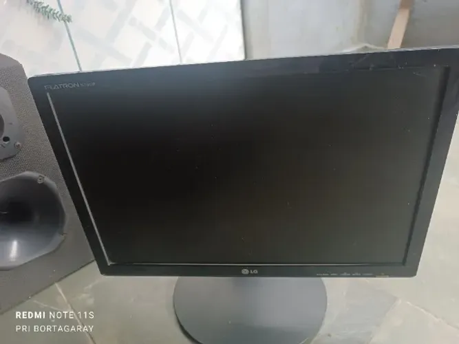 Monitor LG 19,5 polegadas Cotia
