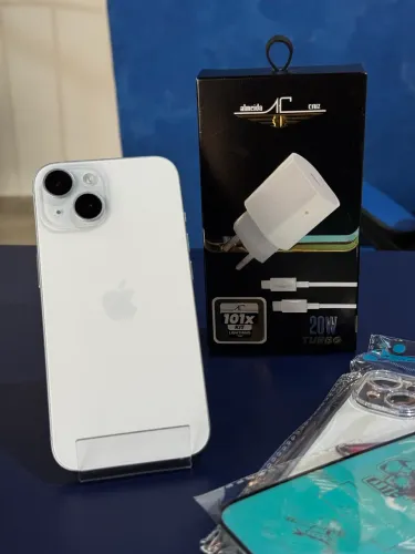 iPhone 15 128GB Seminovo