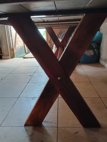 Mesa ,tampo Ypê, pés peroba.2, 49x90x83