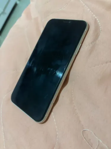 iPhone 11 64gb usado