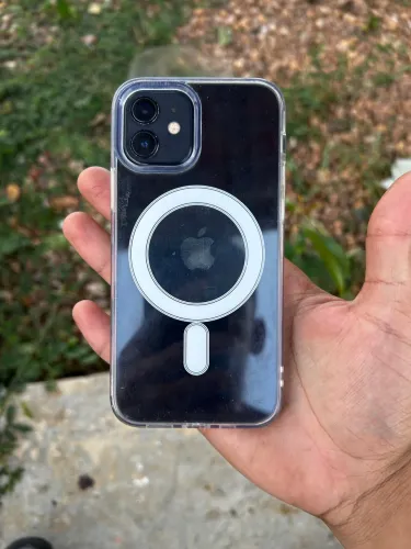 iPhone 12