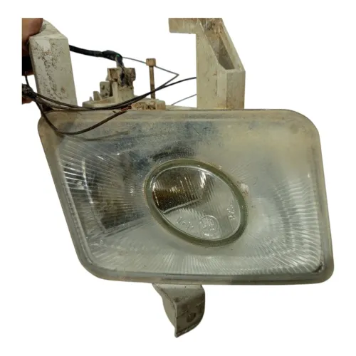 Farol Milha Esquerdo Gm Vectra 2000 2001 2002 2003 2004 2005 Branco