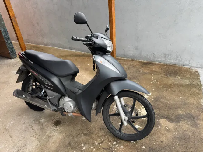 Biz Ex 2014 Preta Fosca