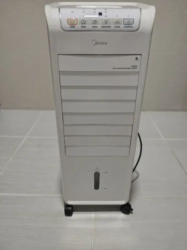 Climatizador Midea akaf2 - Com defeito