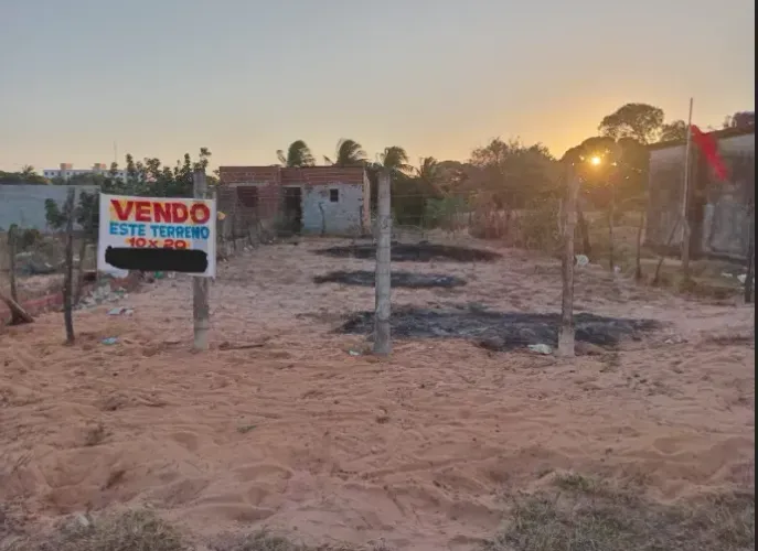 TERRENO Á VENDA - PLANALTO