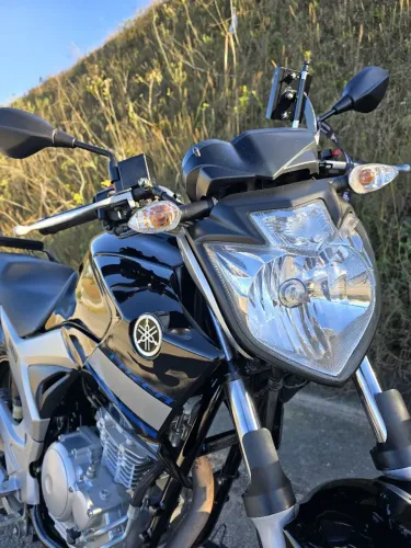 YAMAHA FAZER 2014 APENAS 8.000KM RARIDADE OPORTUNIDADE