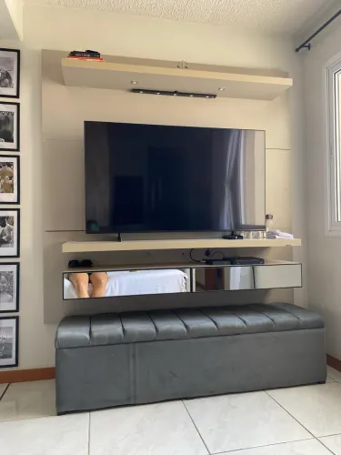 Painel para televisão